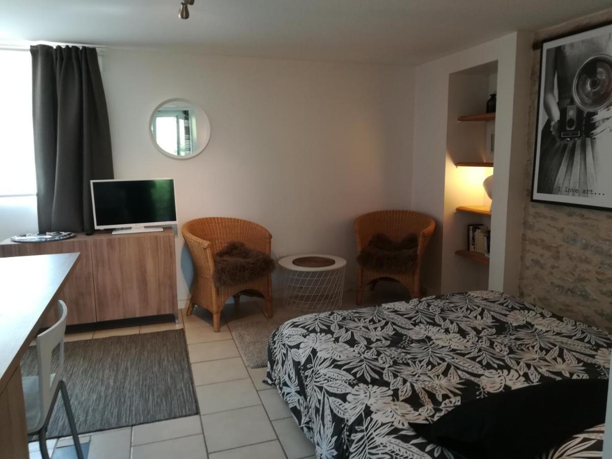 Chez Karine Et Julien Apartment Cahors Bagian luar foto